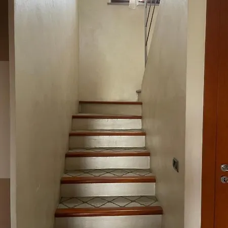 فندق Soave Con Piscina E Giardino Privato *