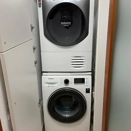 Soave Con Piscina E Giardino Privato فندق *